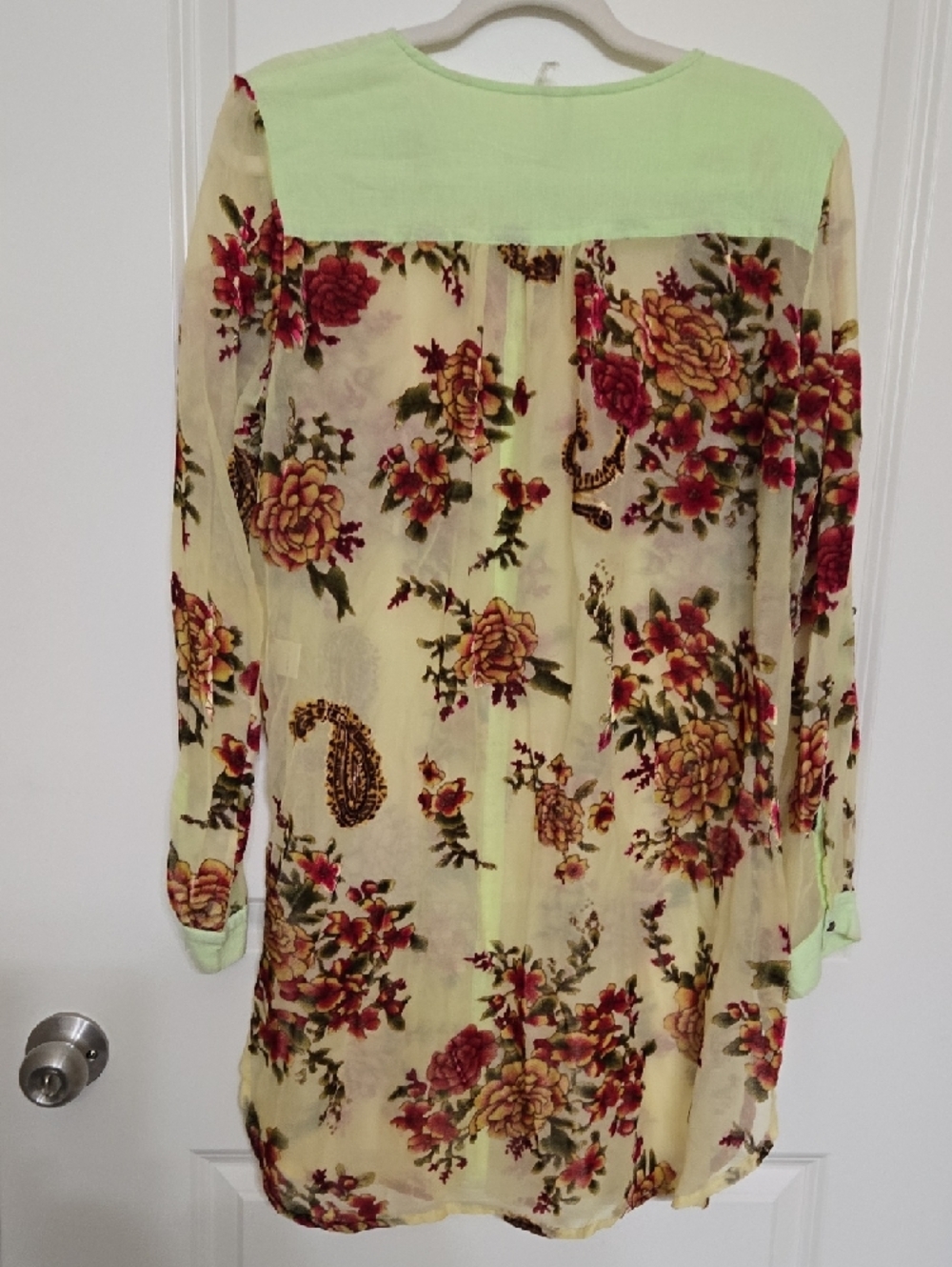 Aratta Sheer Light Green Floral Button-Front Blouse - Picture 3 of 5